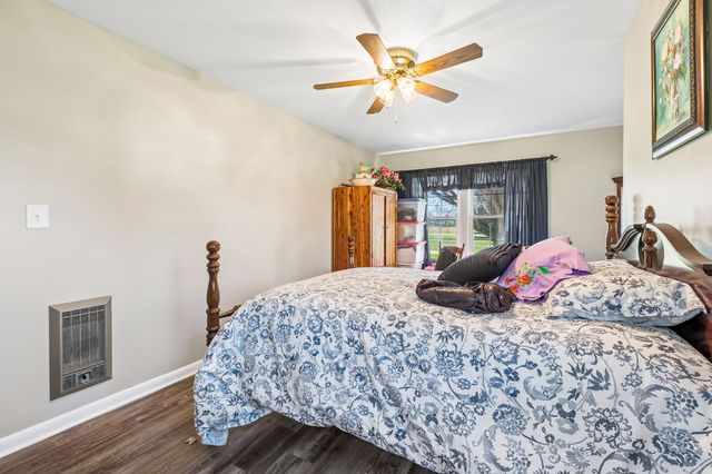 2992 Emery Rd, Murfreesboro, TN 37130