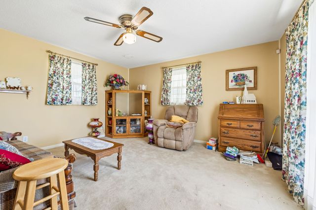 2992 Emery Rd, Murfreesboro, TN 37130