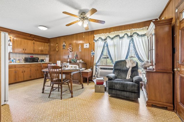 2992 Emery Rd, Murfreesboro, TN 37130