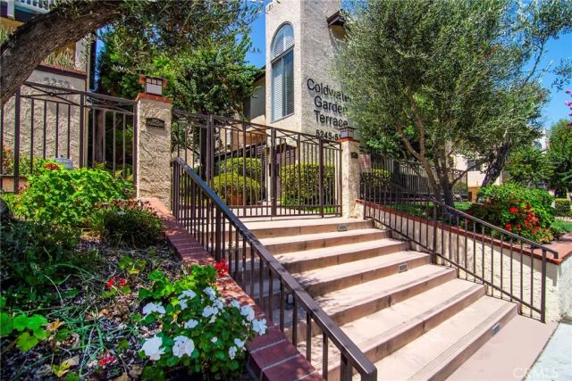 5255 Coldwater Canyon Avenue E, Sherman Oaks, CA 91401
