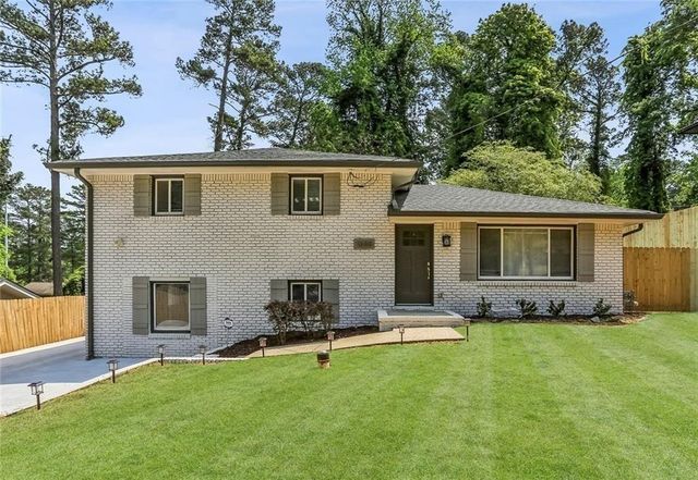 1888 La Mesa, Decatur, GA 30032