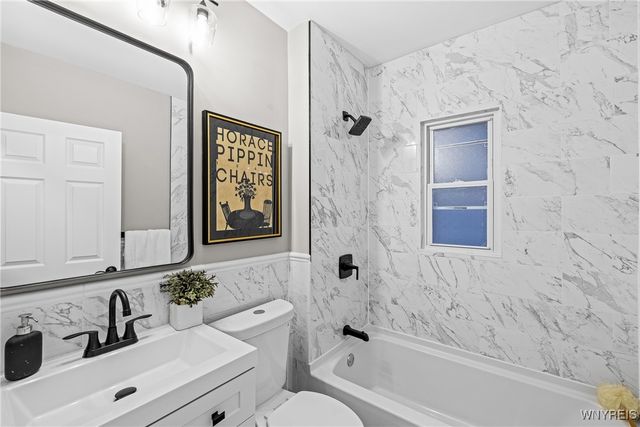 102 Crossman Avenue, Buffalo, NY 14211