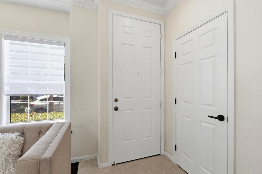 Image 6 of property listing at 5530 Cooney Place, San Jose, CA 95123