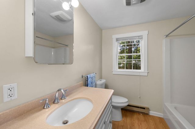937 Pitchers Way, Hyannis, MA 02601