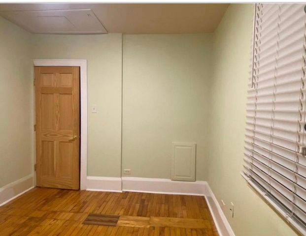 1068 Arundel Street, Saint Paul, MN 55117