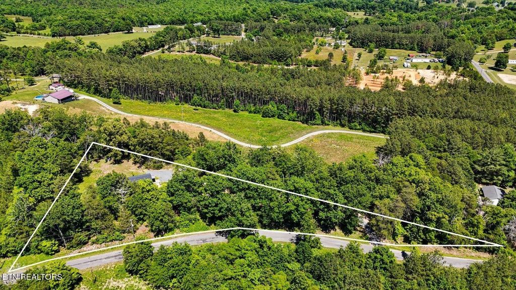522 County Road 271, Niota, TN 37826