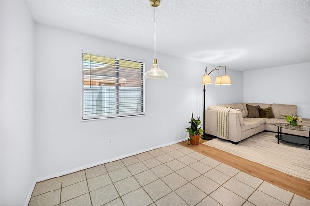 629 BAY LAKE TRAIL, Oldsmar, FL 34677