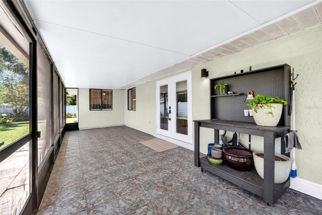 629 BAY LAKE TRAIL, Oldsmar, FL 34677