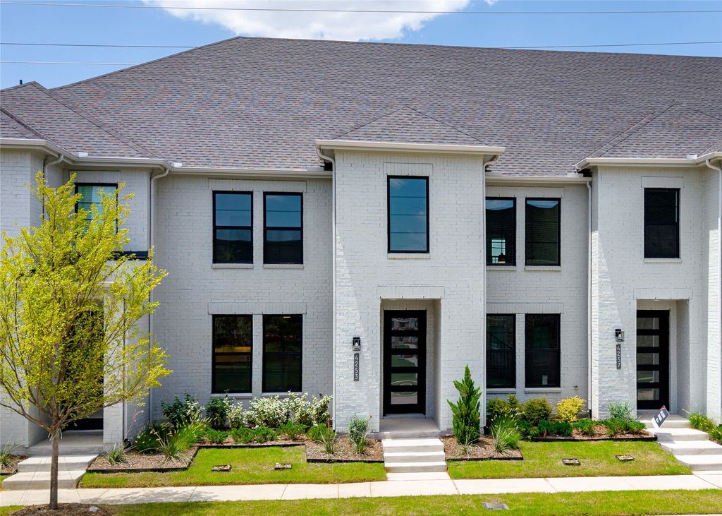 4253 Hopewell Street, North Richland Hills, TX 76180