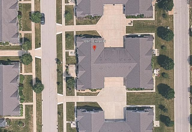 10971 Elkhart Place, Crown Point, IN 46307