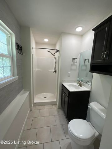 386 School Side Dr. Dr, Brandenburg, KY 40108