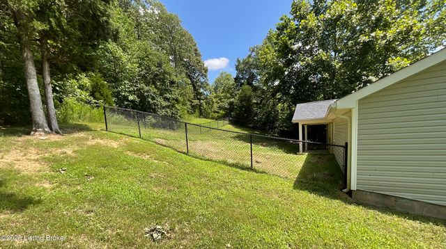 386 School Side Dr. Dr, Brandenburg, KY 40108