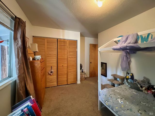 4020 Ridge Cir, Willits, CA 95490