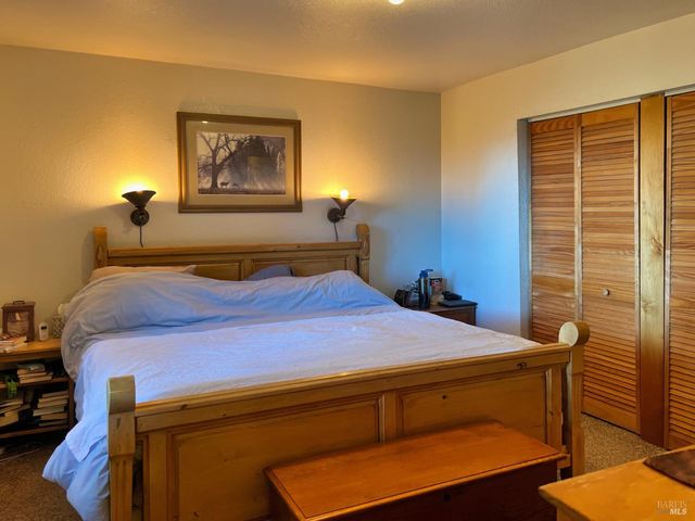 4020 Ridge Cir, Willits, CA 95490