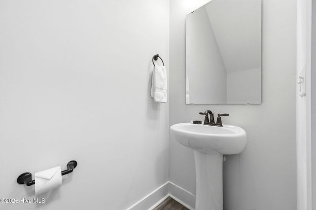 104 Aspen Road, Hampstead, NC 28443