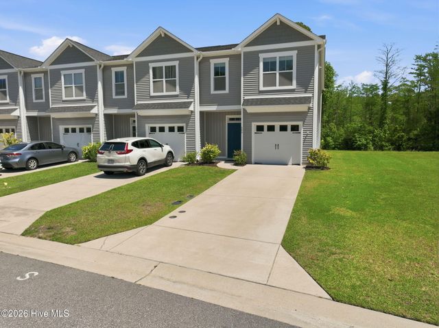 104 Aspen Road, Hampstead, NC 28443