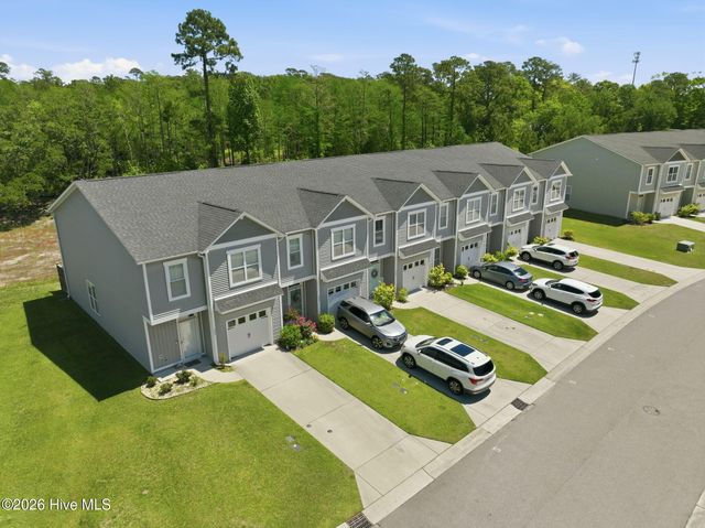 104 Aspen Road, Hampstead, NC 28443
