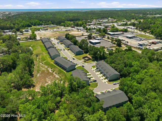 104 Aspen Road, Hampstead, NC 28443