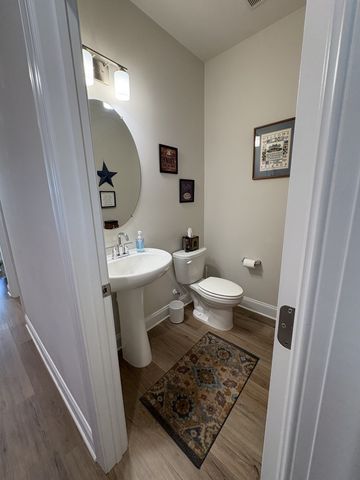 672 Taylor Bend Rd, Columbia, TN 38401