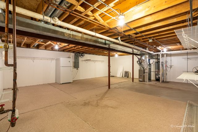 2640 CHELSEY Street, Buffalo Grove, IL 60089