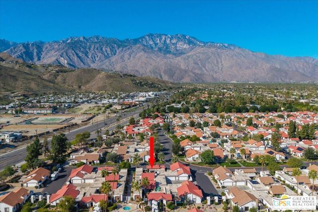 2490 Miramonte Circle B, Palm Springs, CA 92264