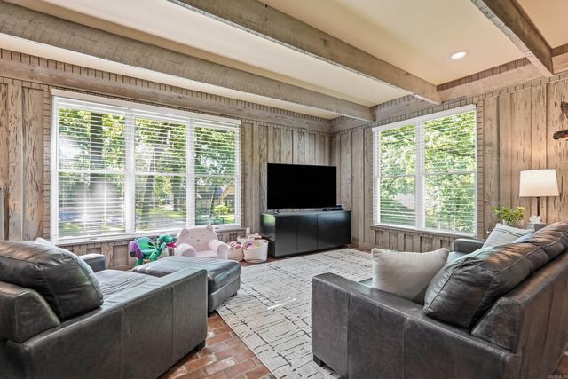 3 Cherry Tree, North Little Rock, AR 72116