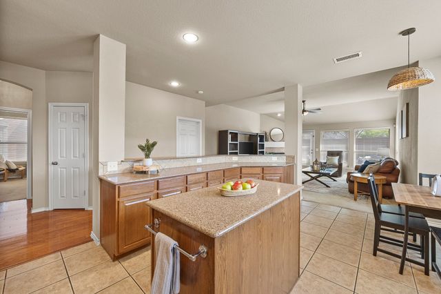 8492 Liverpool Lane, Frisco, TX 75036