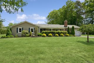 23 Meroke Lane, Rocky Point, NY 11778
