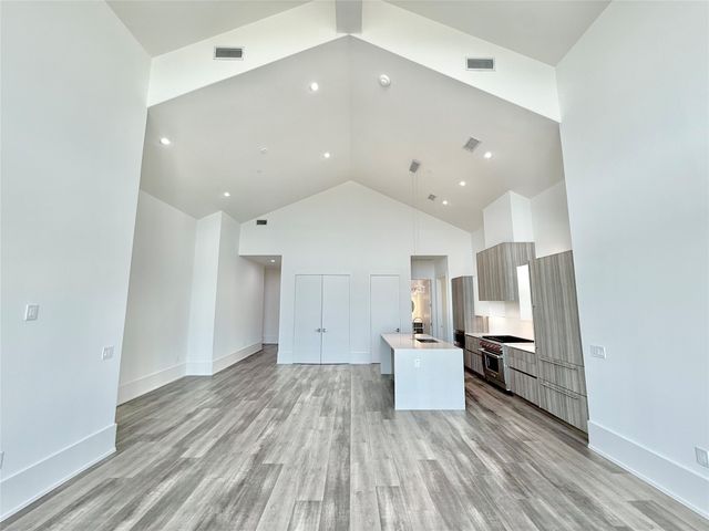 3525 Normandy Avenue 32, Highland Park, TX 75205