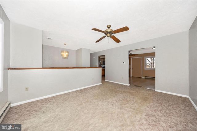 203 FRANKLIN ST, Fairfield, PA 17320