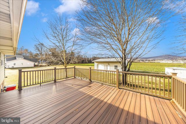 203 FRANKLIN ST, Fairfield, PA 17320