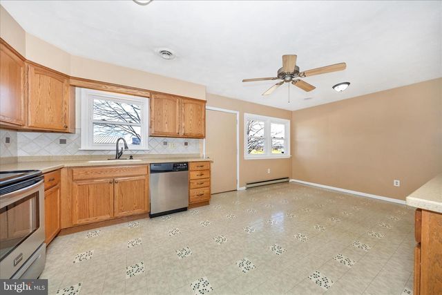 203 FRANKLIN ST, Fairfield, PA 17320