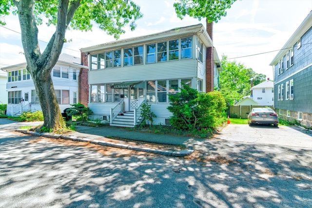 135 Safford St, Quincy, MA 02170