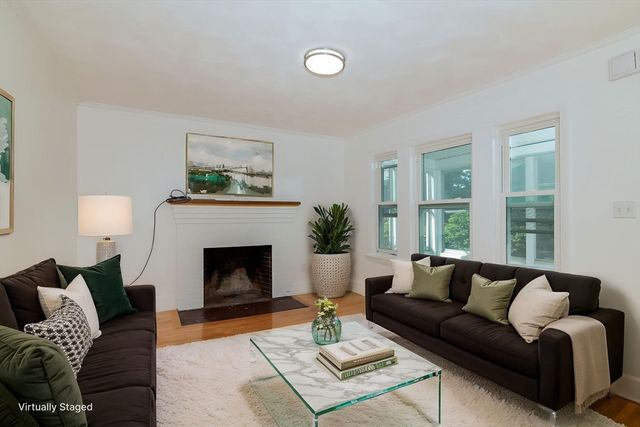 135 Safford St, Quincy, MA 02170