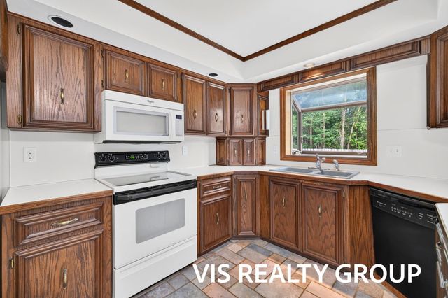 7645 Carefree Drive, Whitehall, MI 49461