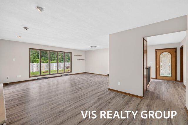 7645 Carefree Drive, Whitehall, MI 49461