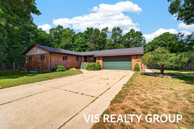 7645 Carefree Drive, Whitehall, MI 49461