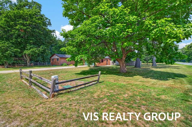 7645 Carefree Drive, Whitehall, MI 49461
