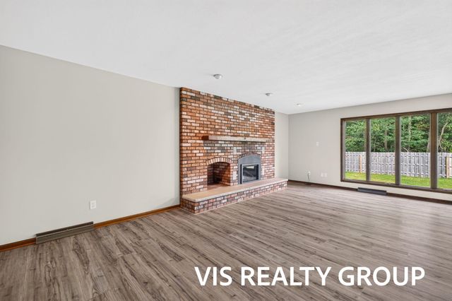 7645 Carefree Drive, Whitehall, MI 49461