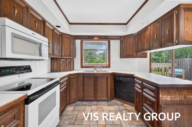 7645 Carefree Drive, Whitehall, MI 49461