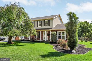 224 JASMINE DR, Hanover, PA 17331