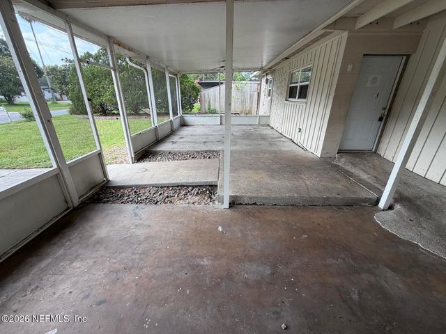 1722 DUPRE Drive, Jacksonville, FL 32221