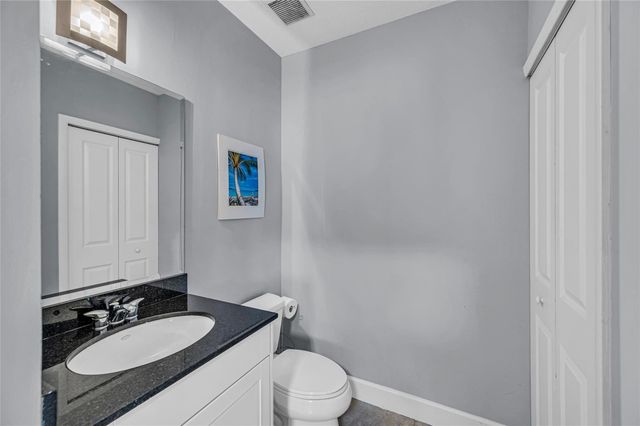 832 N Victoria Park Road 832, Fort Lauderdale, FL 33304