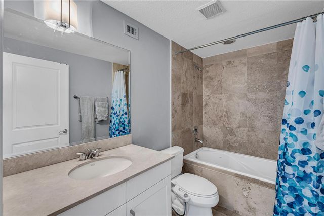 832 N Victoria Park Road 832, Fort Lauderdale, FL 33304