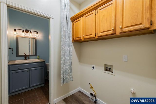 1209 Bent Grass Ct NE, Keizer, OR 97303