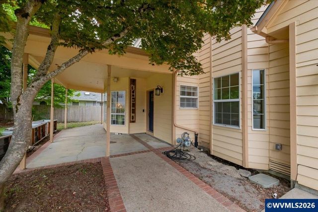 1209 Bent Grass Ct NE, Keizer, OR 97303