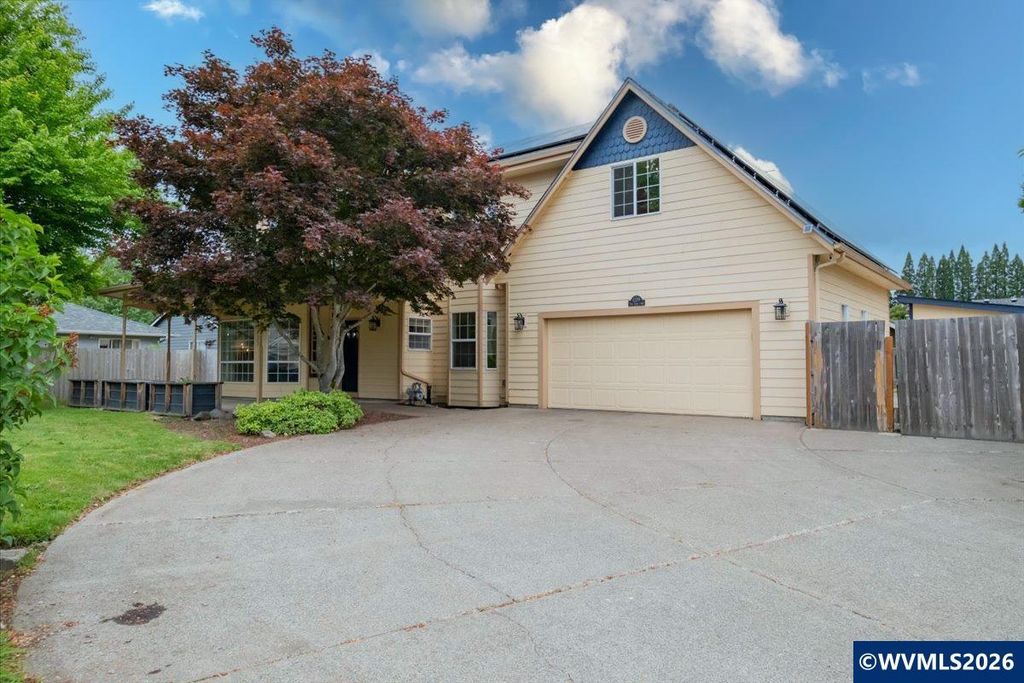1209 Bent Grass Ct NE, Keizer, OR 97303