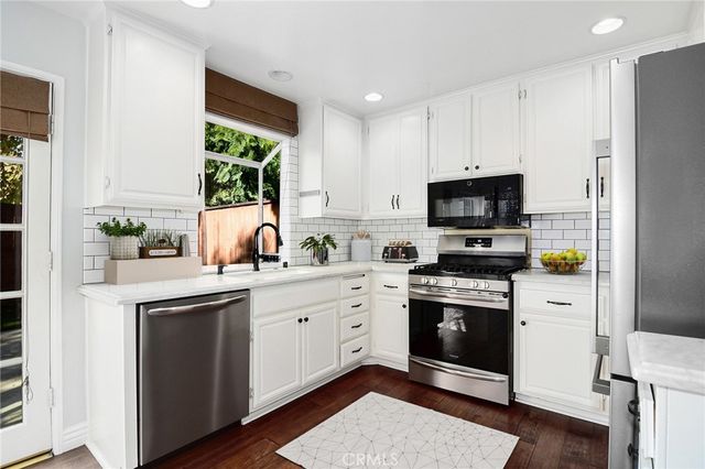 4325 Oak Glen, Calabasas, CA 91302