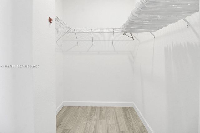 879 SE 26th Ter, Homestead, FL 33035