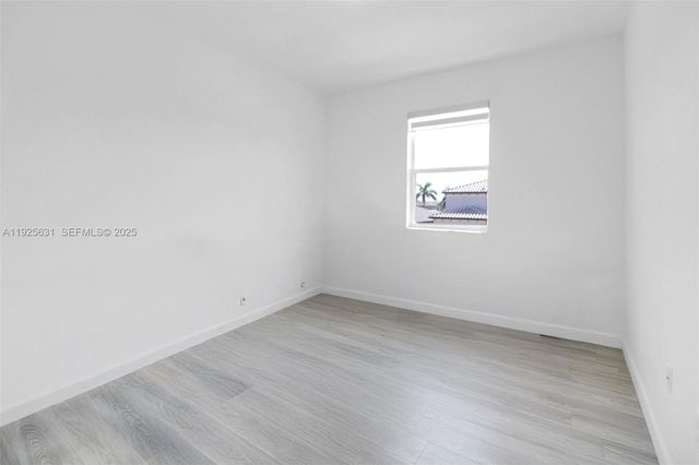 879 SE 26th Ter, Homestead, FL 33035